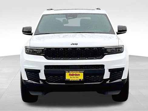 New 2025 Jeep Grand Cherokee L Altitude image 15