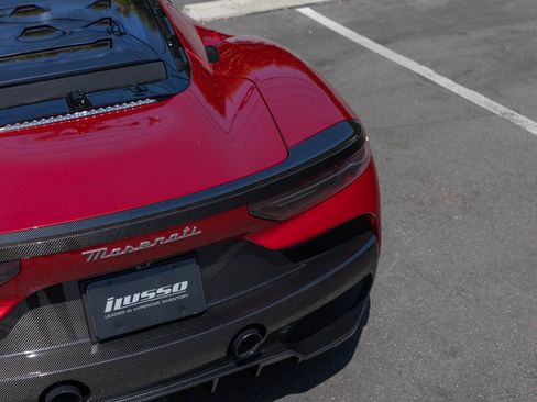 Used 2022 Maserati MC20 Coupe image 24