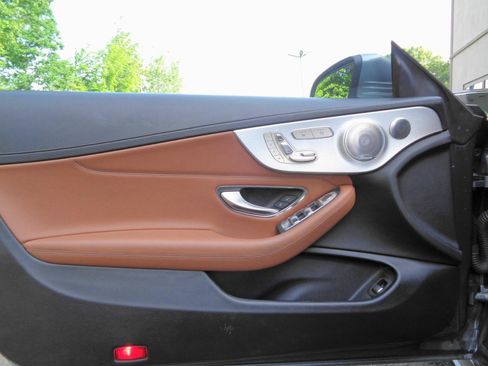 Used 2017 Mercedes-Benz C 300 4MATIC Cabriolet image 16