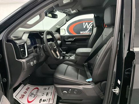 New 2026 GMC Sierra 1500 Denali AWD/4WD image 9