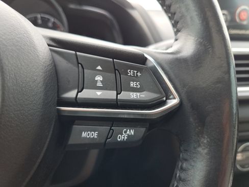 Used 2018 MAZDA MAZDA3 Grand Touring w/ Premium Equipment Package FWD image 23