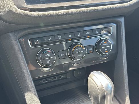 Used 2019 Volkswagen Tiguan SEL AWD/4WD image 30