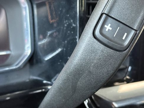 Used 2024 GMC Sierra 1500 SLT RWD image 39