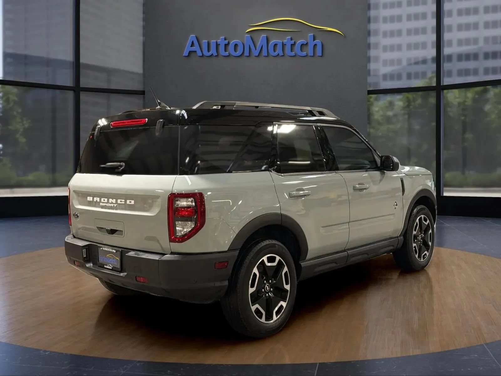 Used 2024 Ford Bronco Sport Outer Banks w/ Tech Package AWD/4WD image 11