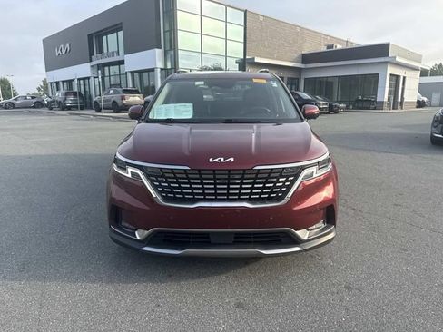 Certified 2024 Kia Carnival SX Prestige FWD image 2