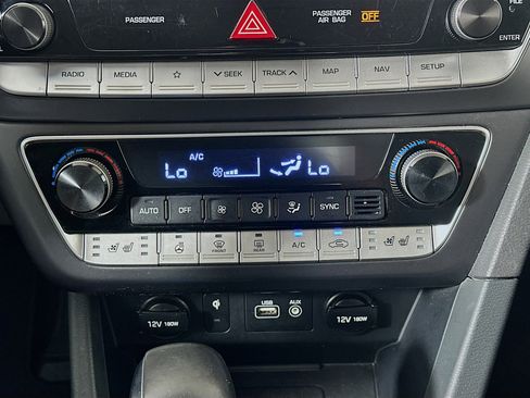 Used 2018 Hyundai Sonata Limited w/ Limited Ultimate Package 03 FWD image 24