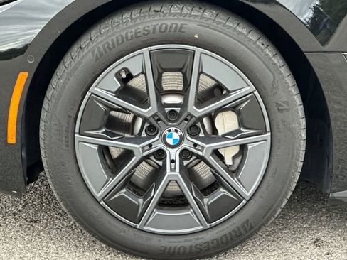 Used 2023 BMW i4 eDrive40 image 32