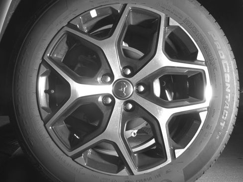 Used 2025 Jeep Compass Limited image 14