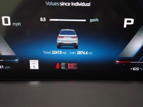 Used 2026 BMW X7 M60i image 28