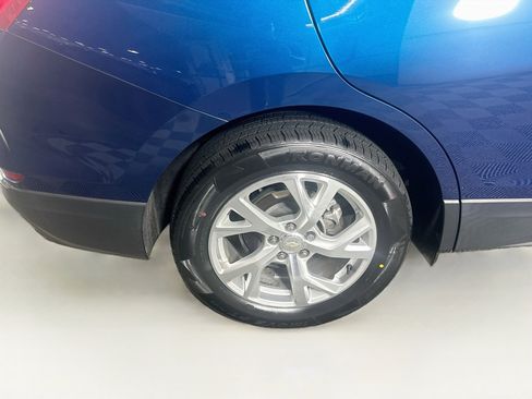 Used 2020 Chevrolet Equinox LT FWD image 11