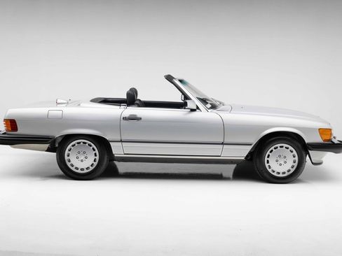 Used 1987 Mercedes-Benz 560 SL image 15