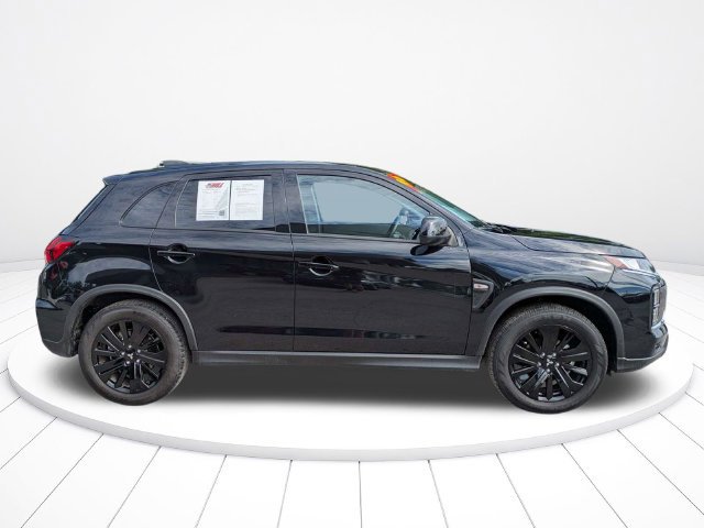 Used 2026 Mitsubishi Outlander Sport LE AWD/4WD image 3