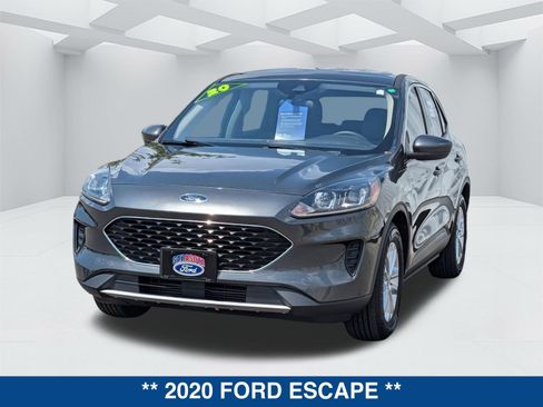 Used 2020 Ford Escape SE image 7