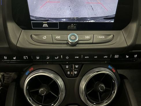Certified 2024 Chevrolet Camaro LT image 17