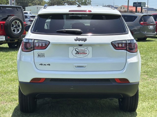 New 2026 Jeep Compass Latitude AWD/4WD image 4