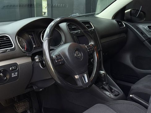 Used 2013 Volkswagen Golf TDI image 15