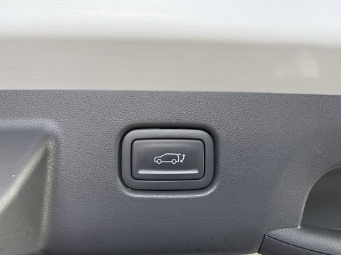 Used 2024 Hyundai Kona Limited AWD/4WD image 15