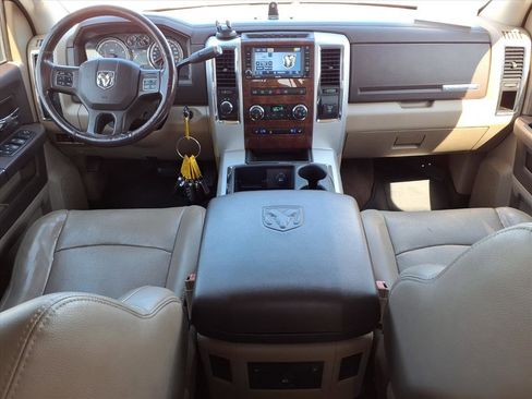 Used 2012 RAM 2500 Laramie w/ Cold Weather Group image 8