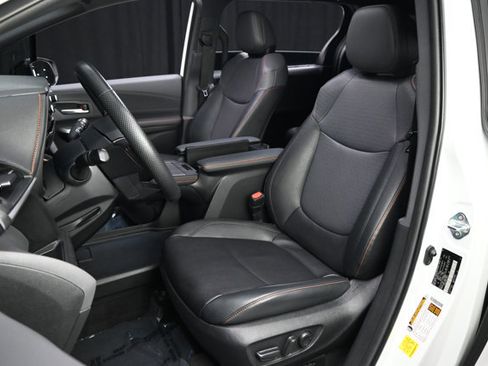 Used 2024 Toyota Sienna XSE image 48