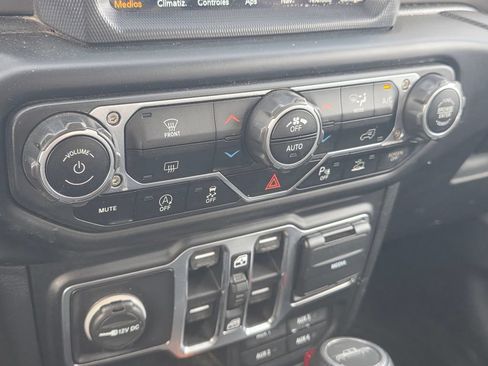 Used 2021 Jeep Gladiator Sport AWD/4WD image 28