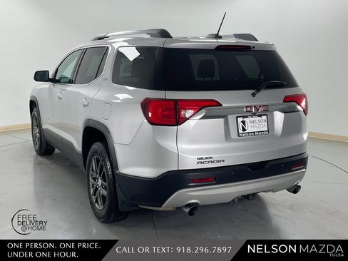 Used 2019 GMC Acadia SLT image 8