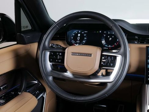 Certified 2026 Land Rover Range Rover SE AWD/4WD image 12