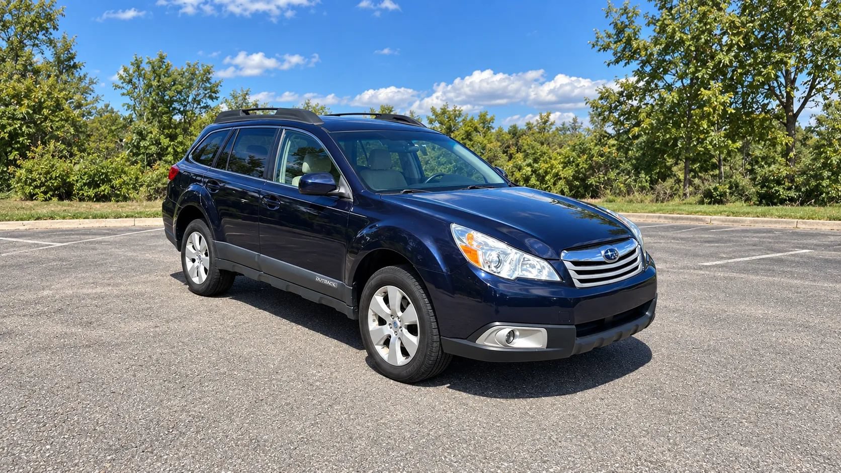 Used 2012 Subaru Outback 2.5i Premium w/ All-Weather Pkg AWD/4WD image 8