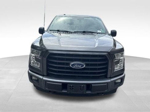 Used 2017 Ford F150 XLT w/ Equipment Group 302A Luxury AWD/4WD image 2