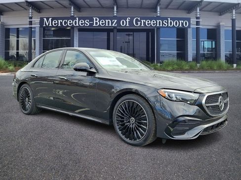 New 2026 Mercedes-Benz E 350 4MATIC Sedan image 2