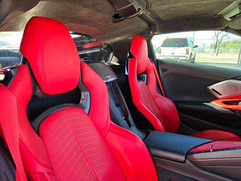 Certified 2022 Chevrolet Corvette Stingray Premium Cpe w/ Z51 Performance Package image 27