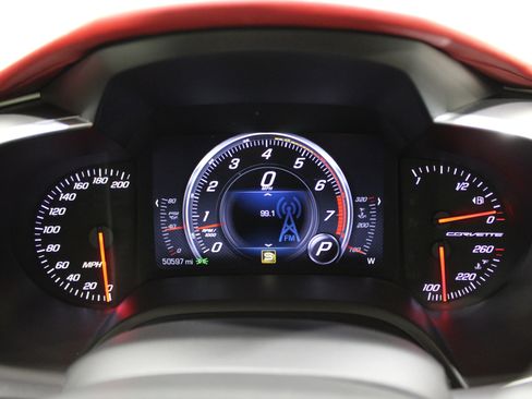 Used 2015 Chevrolet Corvette Z51 3LT w/ 3LT Preferred Equipment Group image 15