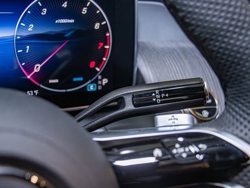 New 2026 Mercedes-Benz GLC 300 4MATIC image 17