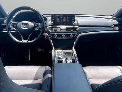 Used 2019 Honda Accord Sport image 14