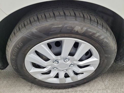 Used 2022 Kia Soul LX image 31