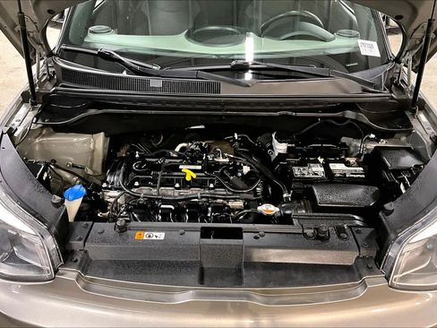 Used 2018 Kia Soul + image 29