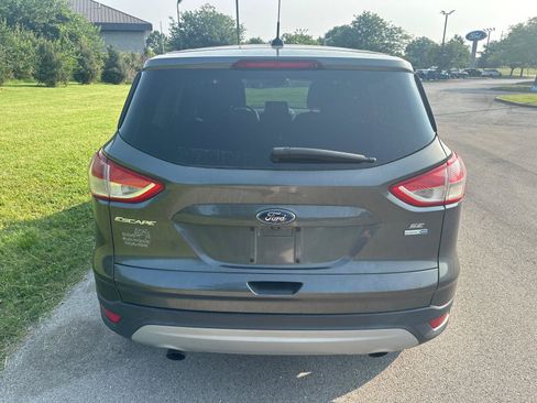 Used 2015 Ford Escape SE AWD/4WD image 14