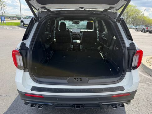 New 2026 Ford Explorer ST w/ Sun And Sound Package AWD/4WD image 24