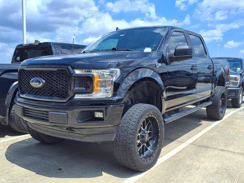 Used 2020 Ford F150 XL w/ Equipment Group 101A Mid AWD/4WD image 4