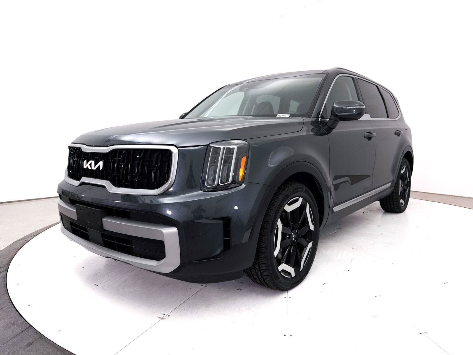 Used 2023 Kia Telluride EX AWD/4WD image 16