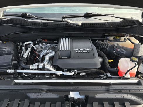 Used 2023 Chevrolet Silverado 1500 LT Trail Boss w/ Protection Package image 30