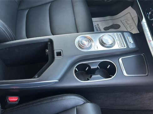 Used 2022 Genesis GV70 2.5T w/ Select Package image 19