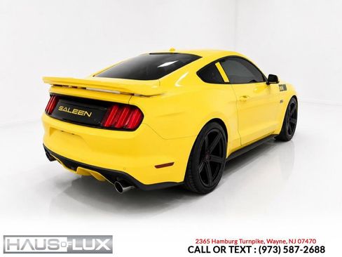 Used 2017 Ford Mustang GT Premium w/ GT Performance Package RWD image 9