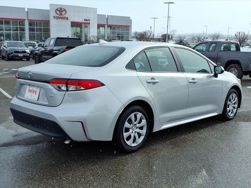 Certified 2025 Toyota Corolla LE image 4