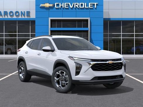 New 2026 Chevrolet Trax LT FWD image 7
