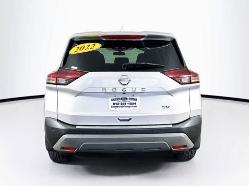 Used 2022 Nissan Rogue SV image 5