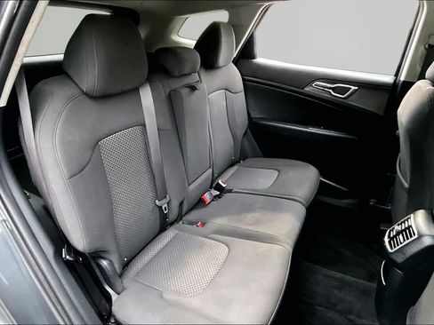 Used 2023 Kia Sportage LX AWD/4WD image 20