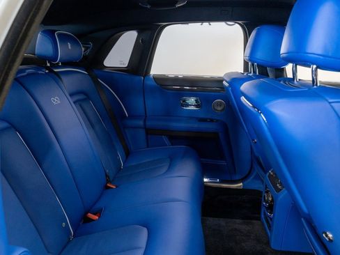 Used 2022 Rolls-Royce Ghost Black Badge image 23