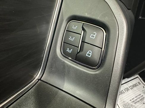 Used 2025 Ford F150 Lariat w/ Equipment Group 501A Mid AWD/4WD image 7