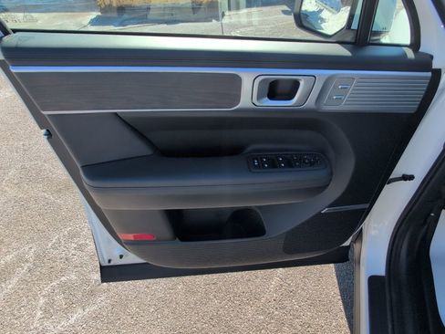 Used 2025 Hyundai Santa Fe Limited image 16