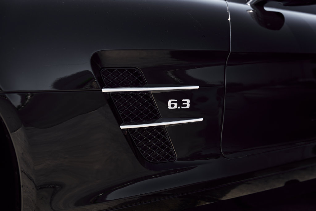 Used 2012 Mercedes-Benz SLS AMG Coupe image 10